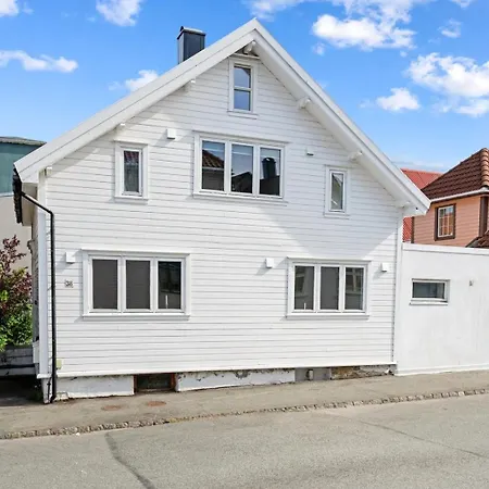 Modern 3-bedroom In The Heart Of Apartmán Stavanger