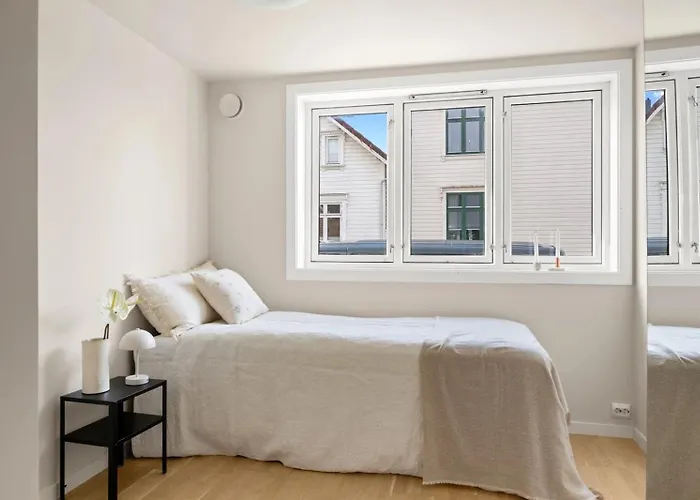 Apartament Modern 3-bedroom In The Heart Of *